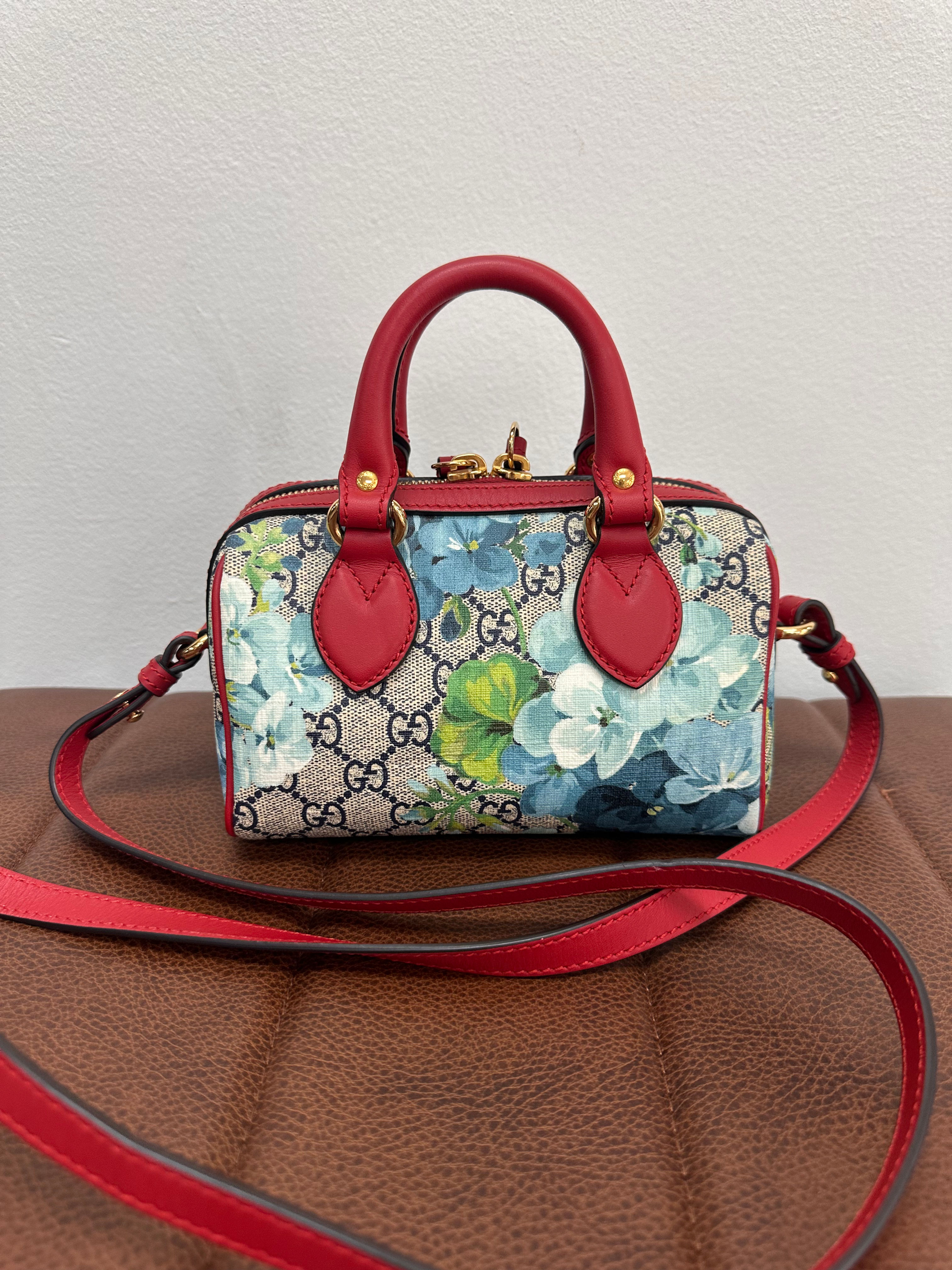 Gucci GG Supreme Blooms Boston Bag