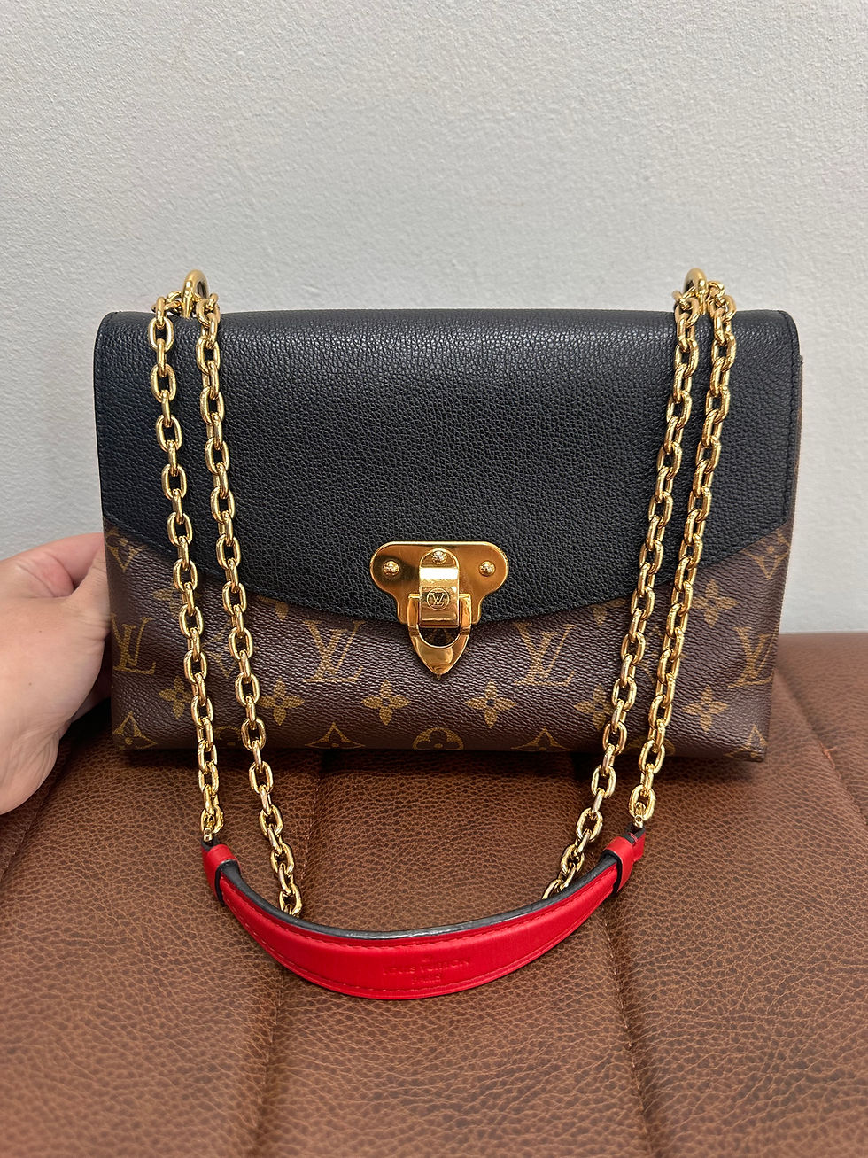 Thumbnail: Louis Vuitton Saint Placide