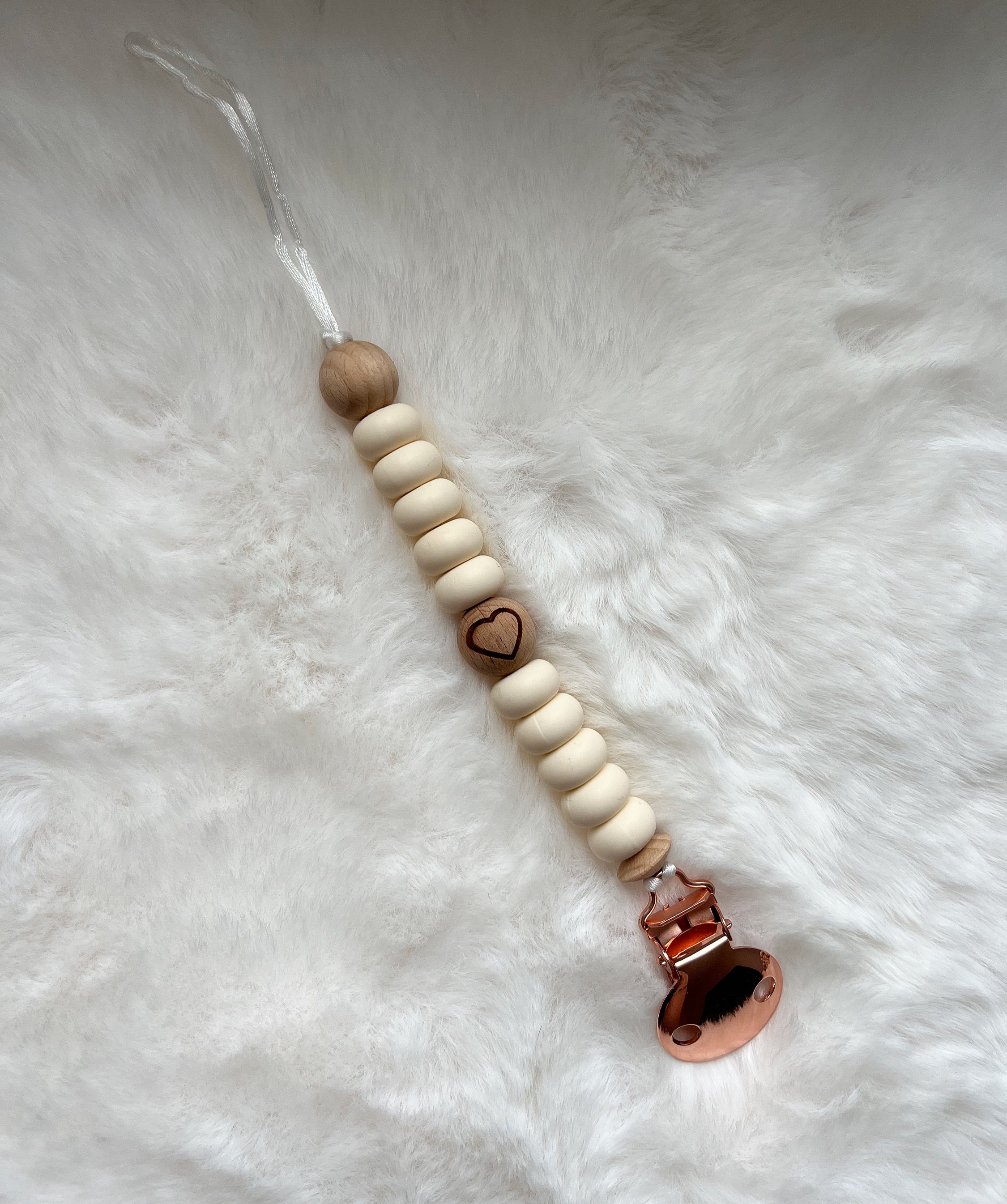 Beige hart speenkoord