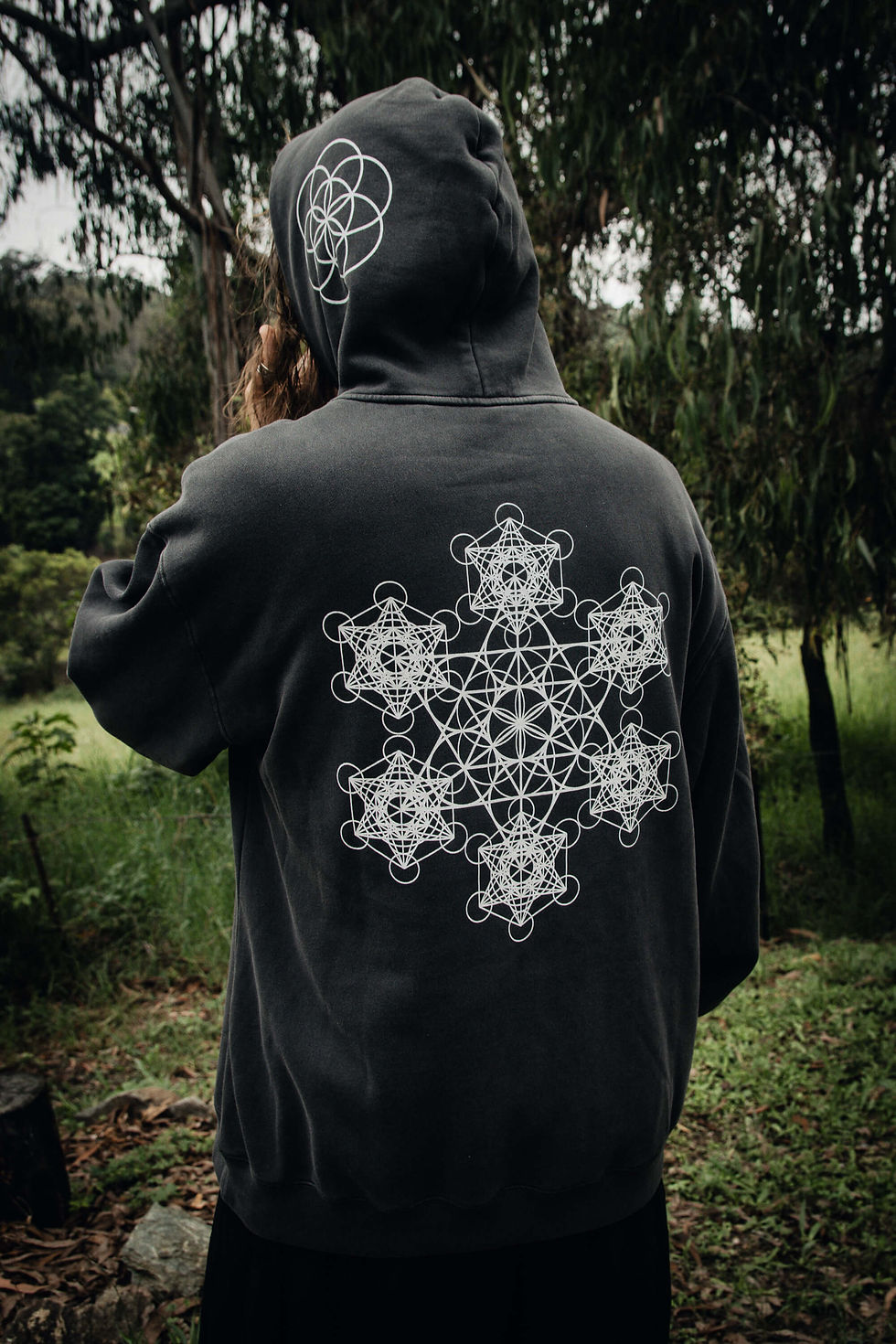 Thumbnail: MET CUBE FRACTAL Faded Black Pullover Hoodie