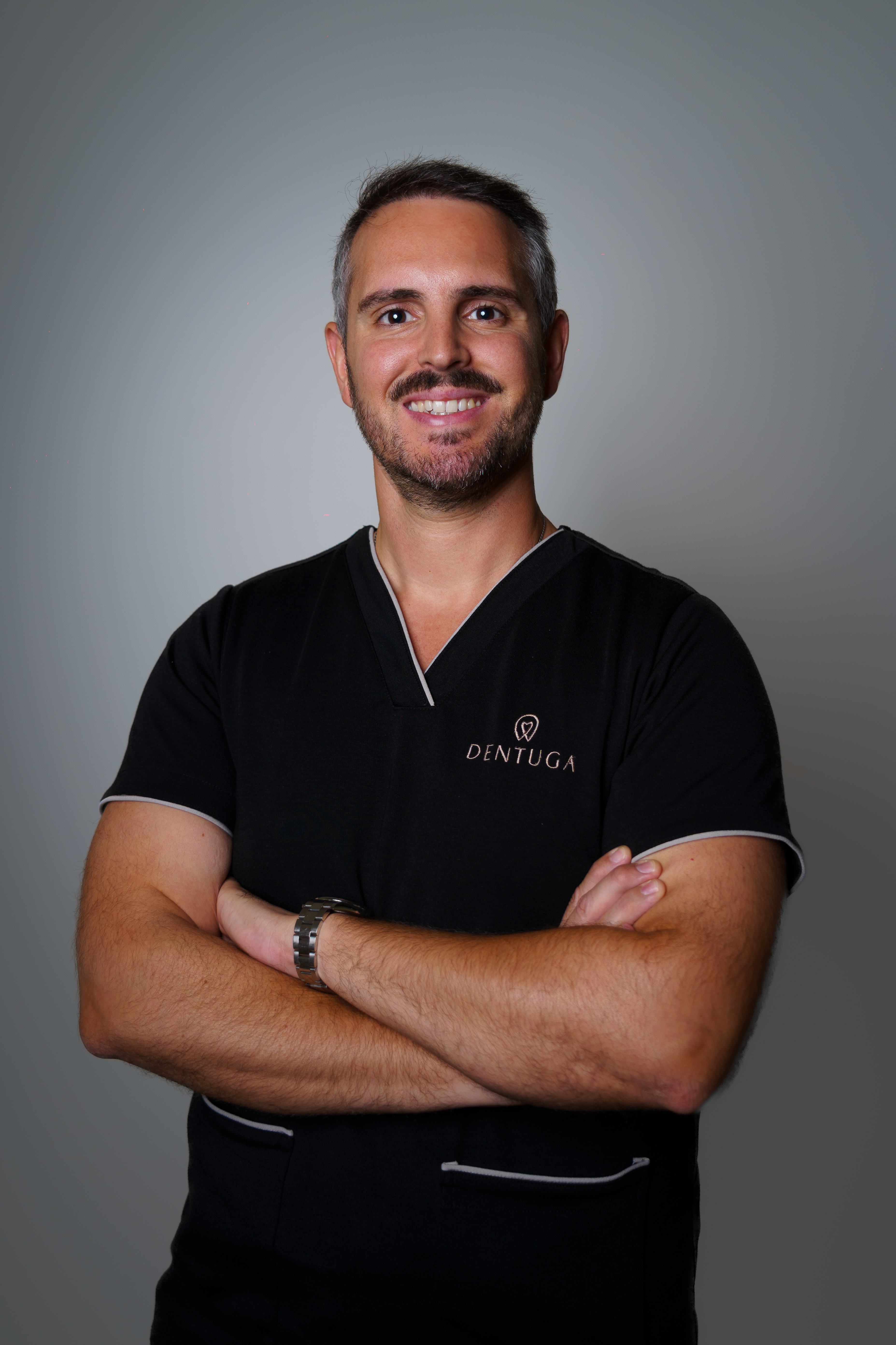 Dr. BORGES Eduardo