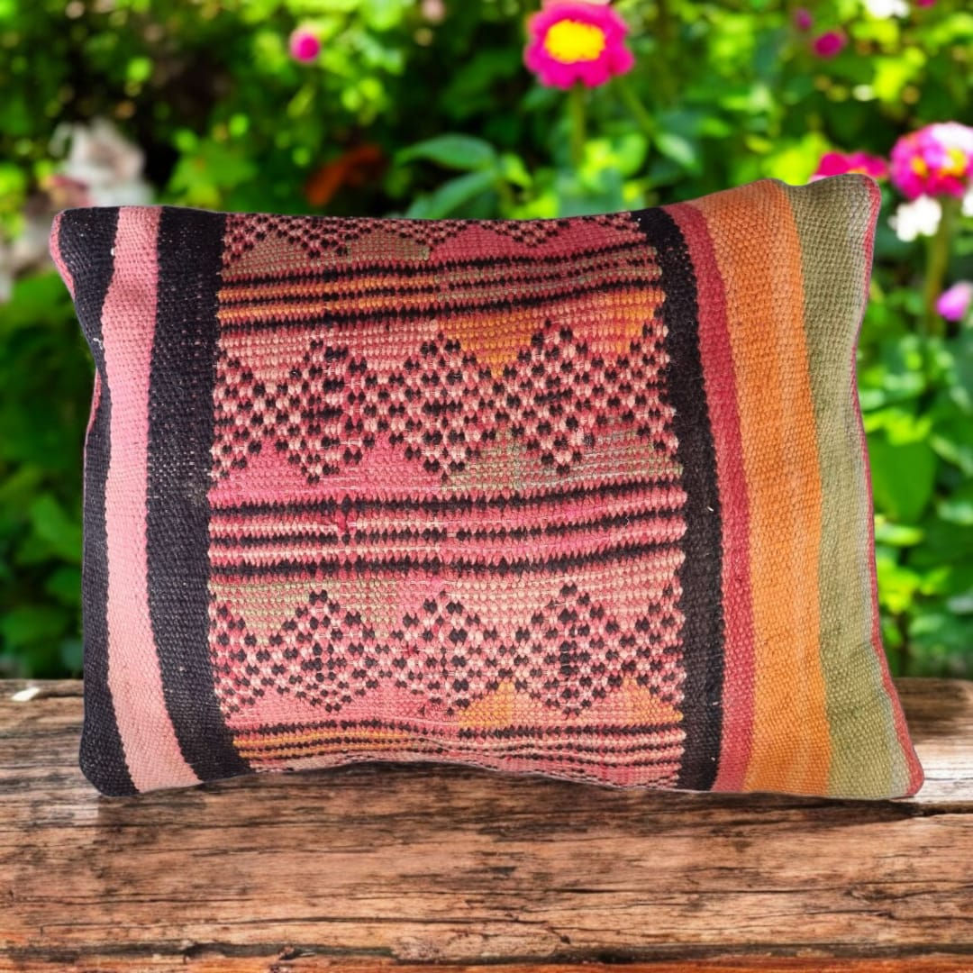 Moroccan pillow