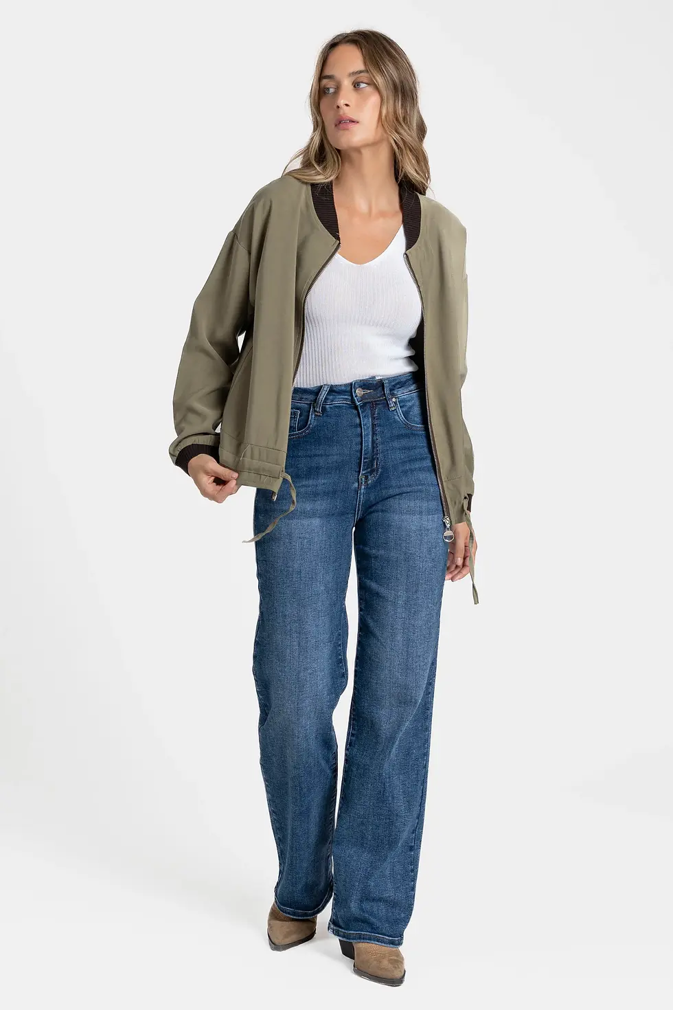 Thumbnail: Rocky Straight Cut Dark Denim Soft Jeans