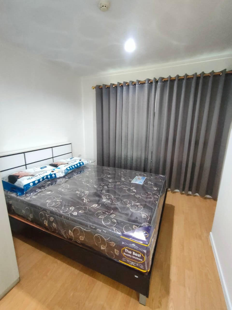 ให้เช่าคอนโด Lumpini Ville Prachachuen - Phongphet 2 (ลุมพินี วิลล์ ประชาชื่น - พงษ์เพชร 2) 31 ตร.ม. ชั้น 16