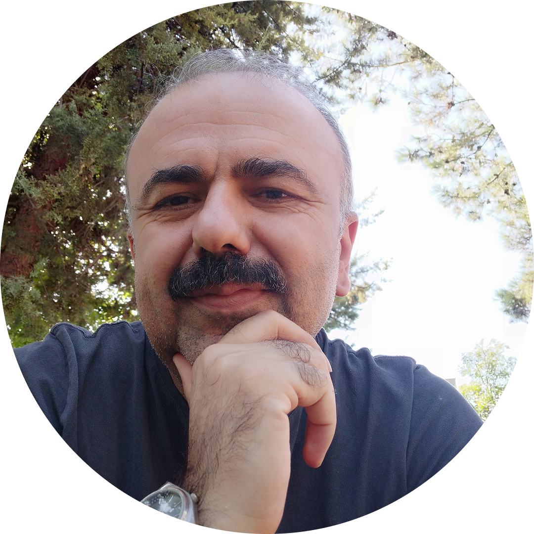 Yazarın fotoğrafı: Ahmet Ayhan