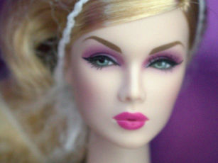 Not Pretending Eden NRFB (NF17) -- $500