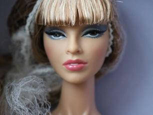 Mme. Jolie HEAD ONLY (FR9.2) -- $70