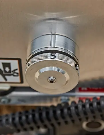 Carbon_Typhoon_Gallery_03 copy.webp