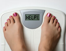 On parle souvent de calories, de volonté, de génétique ou d’activité physique lorsqu’il est question de surpoids. Mais un acteur longtemps ignoré attire aujourd’hui l’attention des chercheurs : le microbiote intestinal.