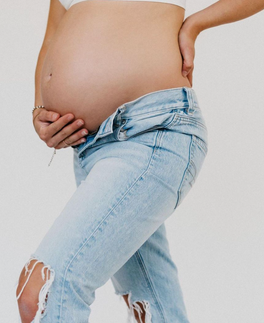 baby bump with jeans
