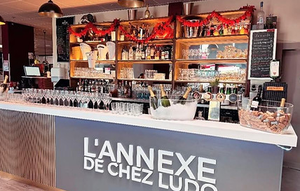 annexe bar.jpg