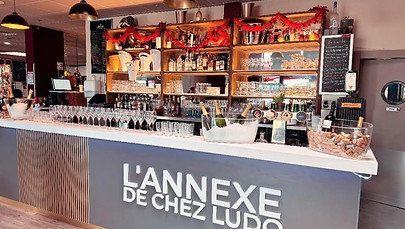 annexe bar.jpg