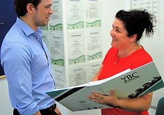 2 people in discussion