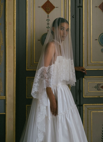 Voile de mariée long à rabat à large bord de dentelle de Calais-Robe de mariée sur mesure