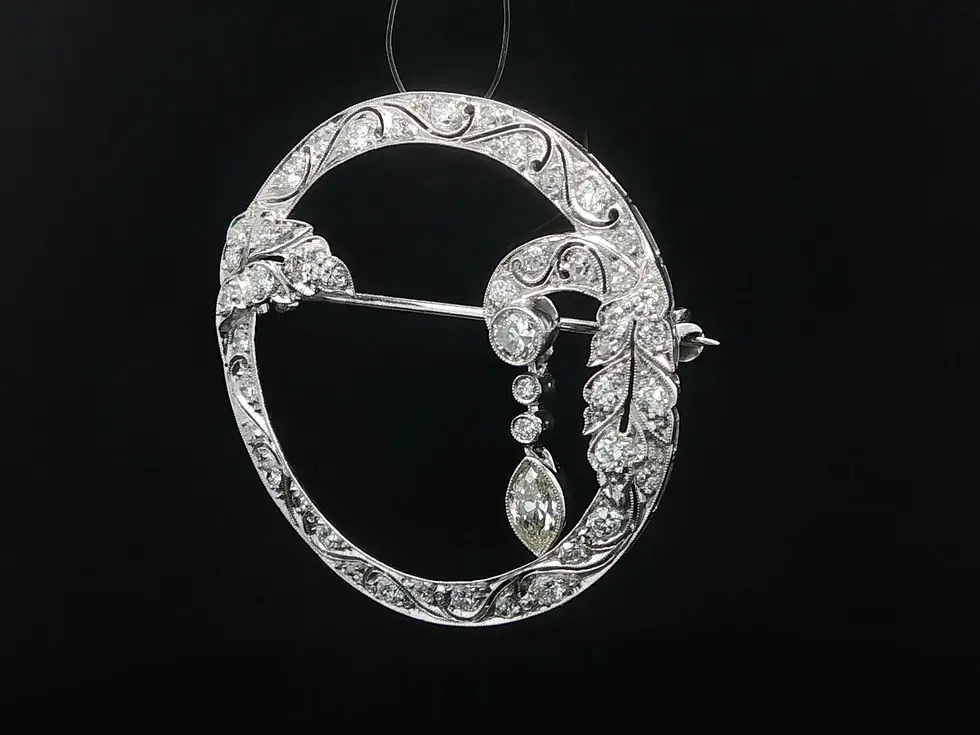 Thumbnail: Antique Art Deco Platinum 1.50ctw Old Cut European Diamond Dangle Wreath Brooch