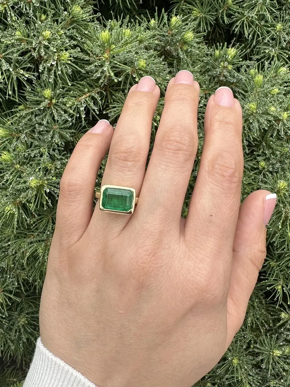 Thumbnail: 18k Yellow Gold 4.78ctw Elongated Emerald Brushed Finish Bezel Ring