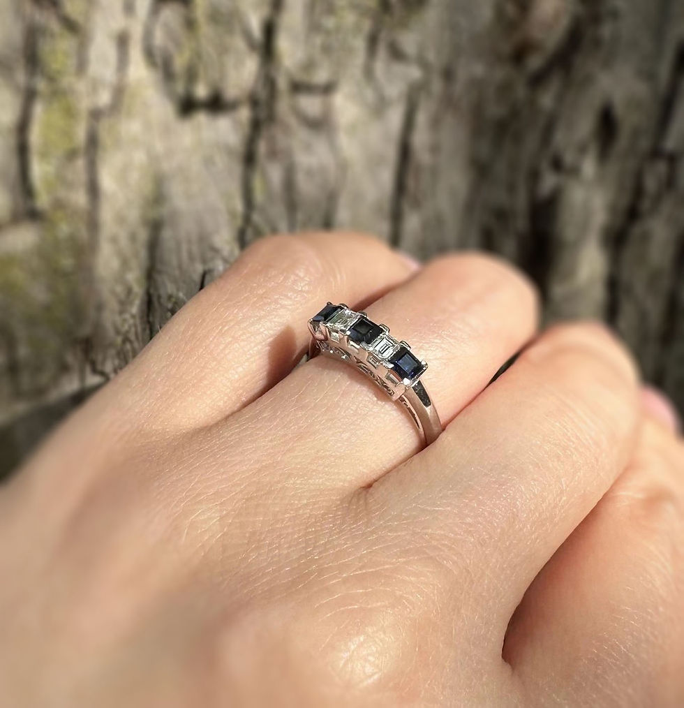 Thumbnail: Vintage Platinum 0.98ctw Carre Square Step Cut Sapphire and Diamond Band Ring