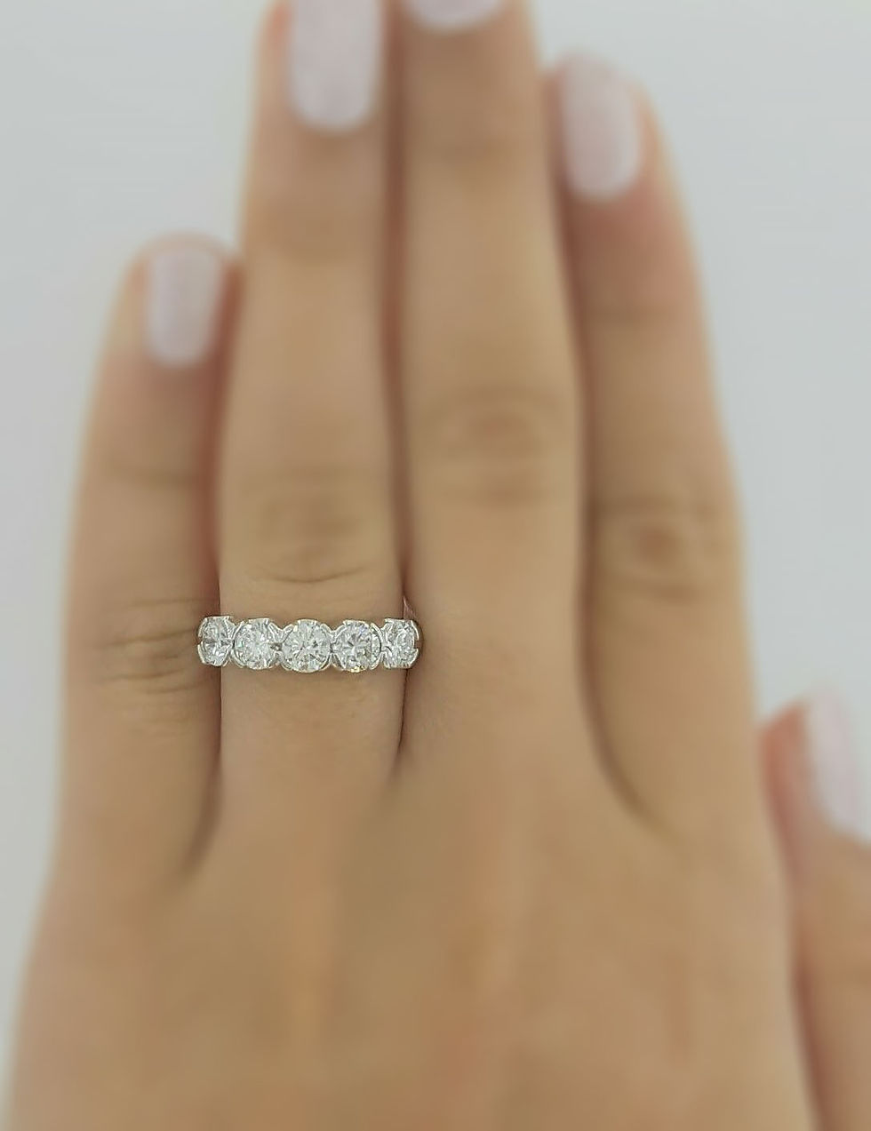 Thumbnail: Platinum 1.15ct Round Diamond 5 Stone Wedding Anniversary Band Ring