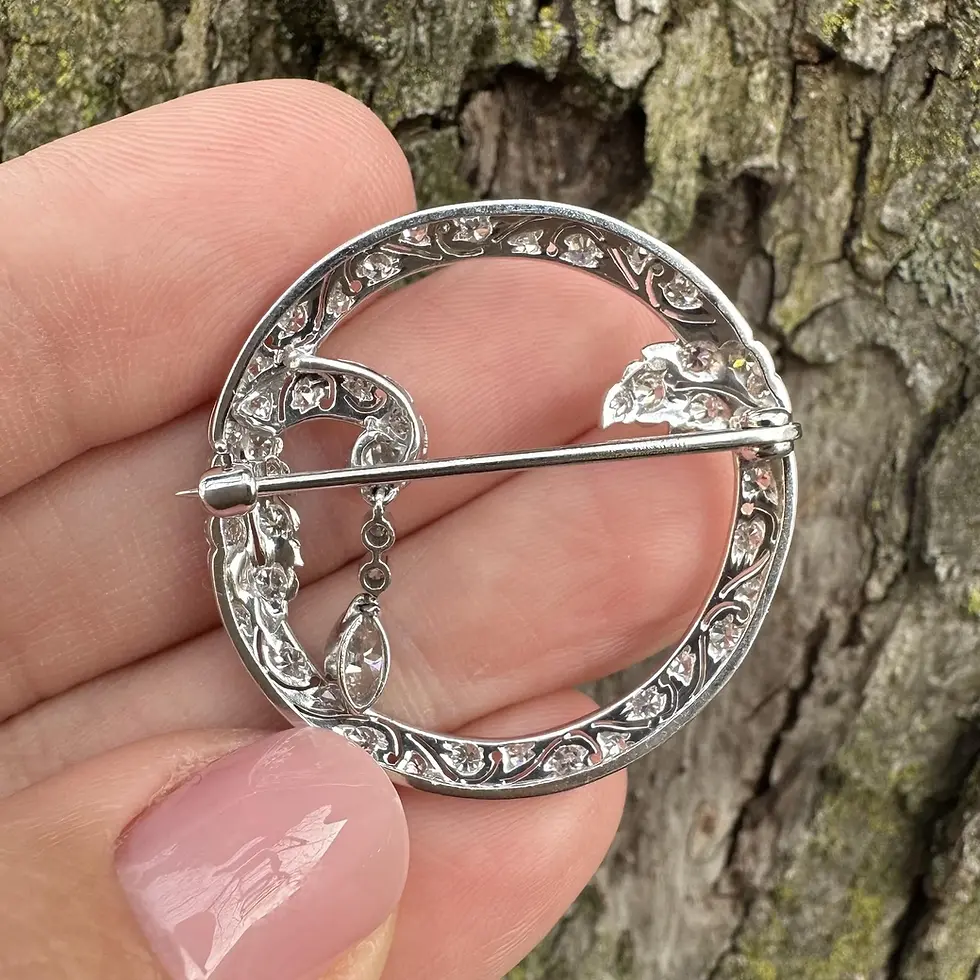 Thumbnail: Antique Art Deco Platinum 1.50ctw Old Cut European Diamond Dangle Wreath Brooch