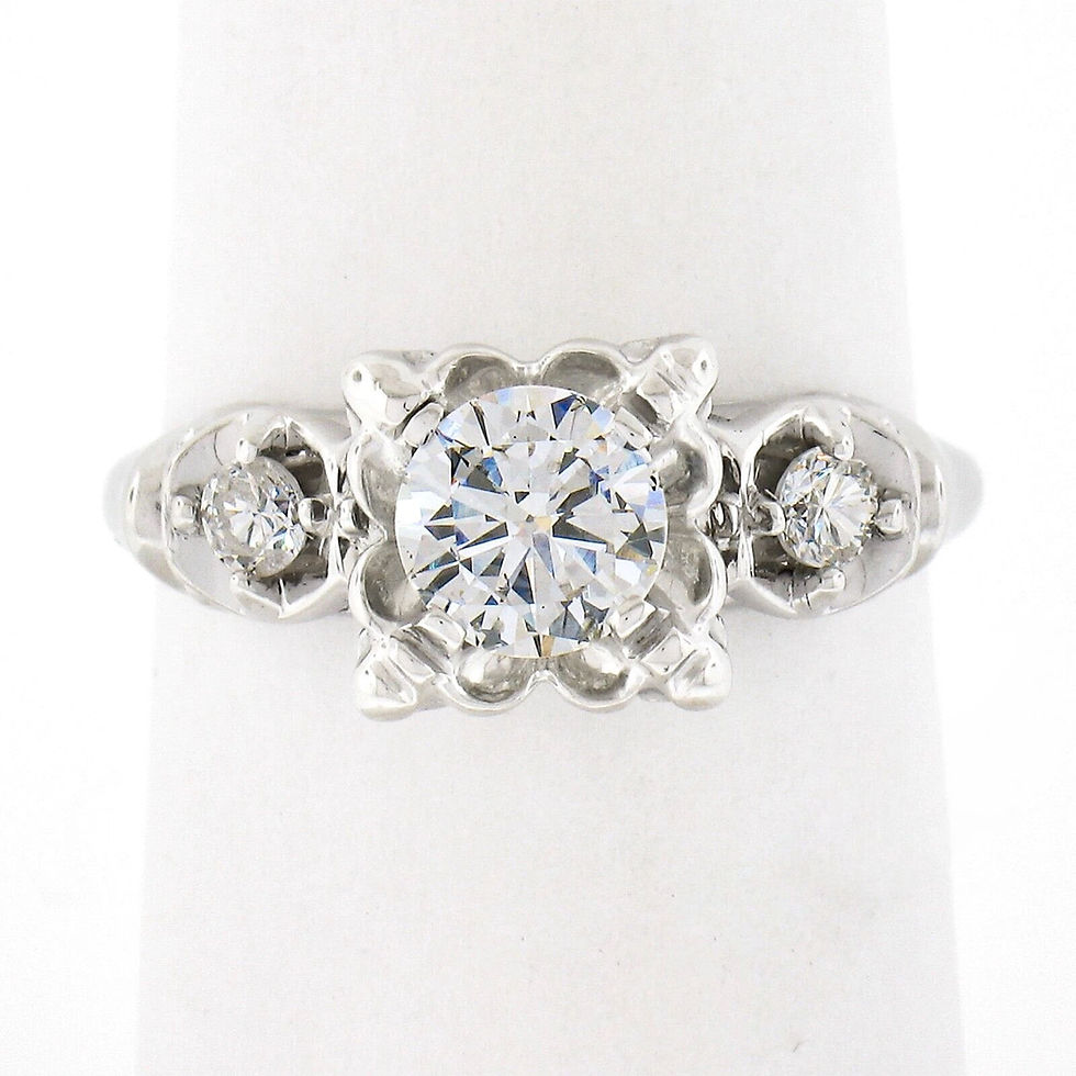 Thumbnail: Vintage 14k Gold 0.84ctw Fiery Illusion Set Diamond Engagement Ring