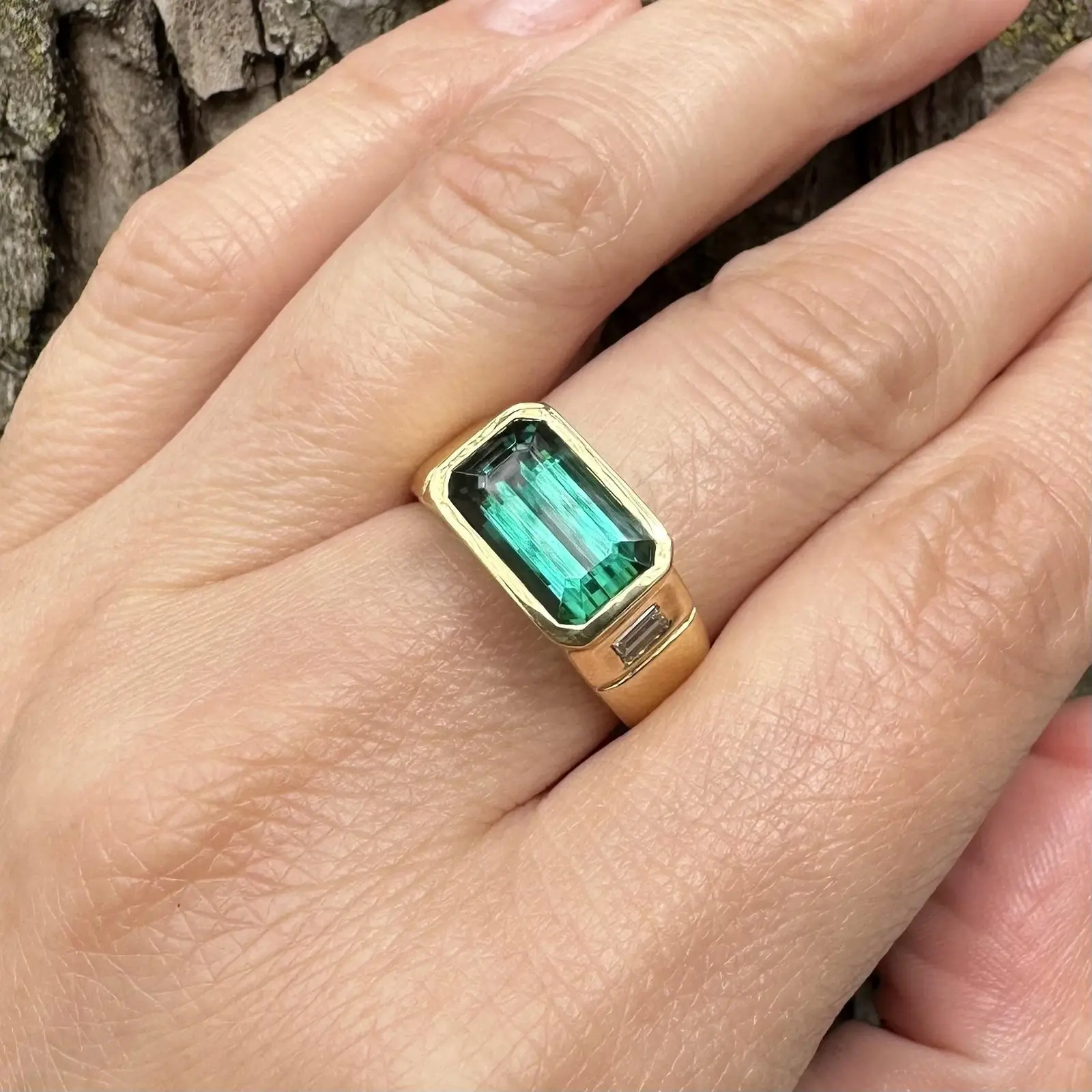18k Yellow Gold 3.24ctw Bezel Emerald Cut Green Tourmaline Diamond Band Ring