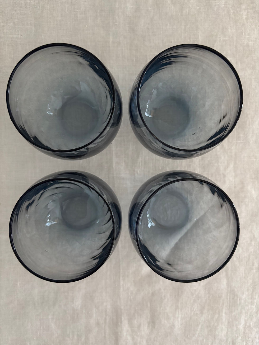 Thumbnail: Blue Swirl | Stemless wine glass