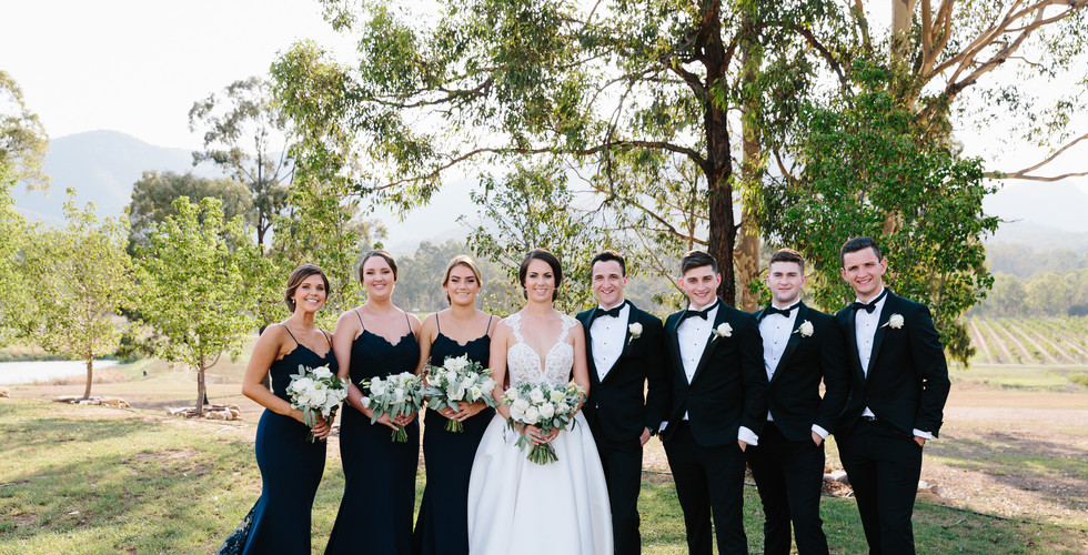 Bride and Groom Vinyard, Hunter Valley, Marriage Celebrants, Hello Charlie Photography, Amy Webster Marriage Celebrant