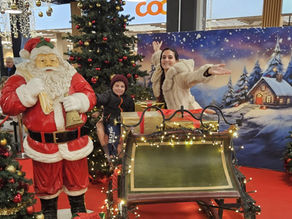Weihnachtsschlitten im Center Eleven