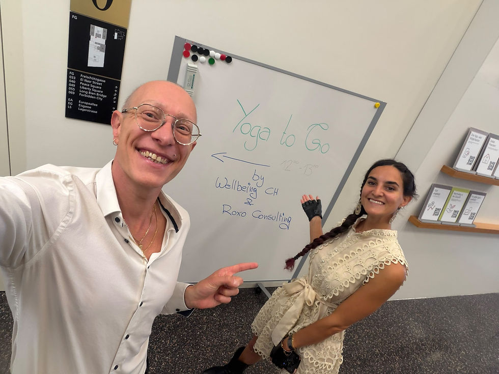 Candy Roxo mit ihrer Einzelfirma Roxo Consulting als Referentin und therapeutische Yogainstruktorin bei der Bank UBS in Zürich.