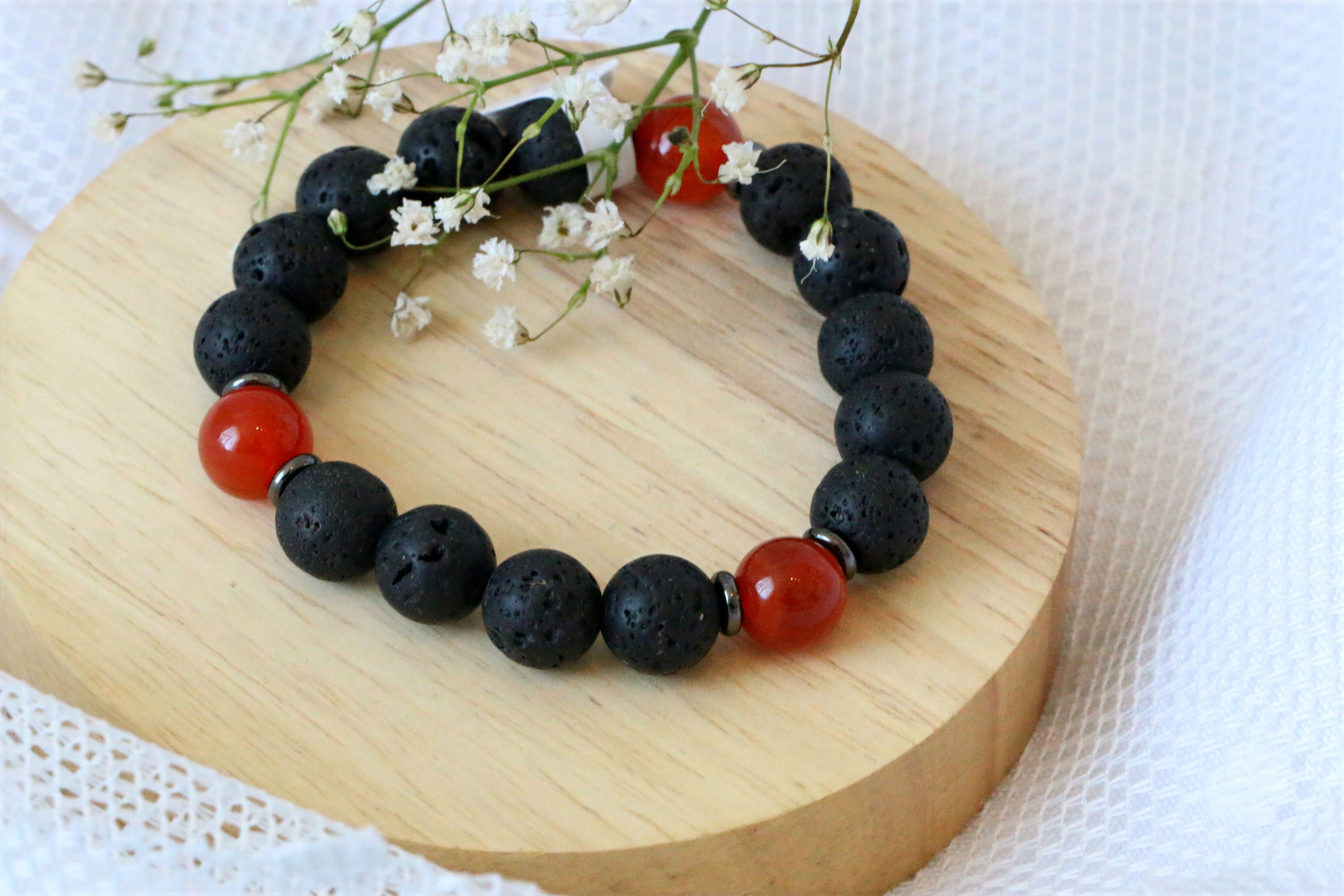 Pierre de Lave & Cornaline