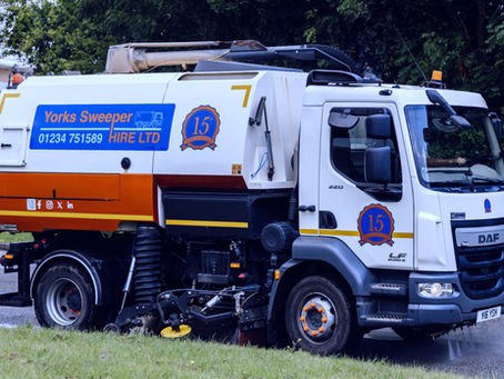Yorks Sweeper Hire Ltd – BUSY, BUSY, BUSY! Book Now Before We’re Fully Booked! 🚛✨