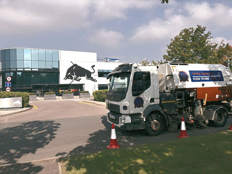 Yorks Sweeper Hire Ltd: Reliable Road Sweeping Services for Building Sites Across Bedfordshire and Beyond