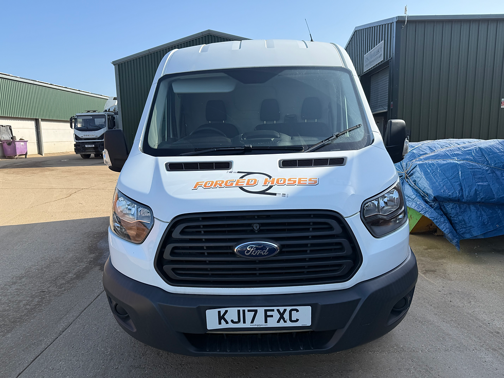 Forged Hoses mobile hydraulic engineer manufacturing and fitting a replacement hydraulic hose to construction or agricultural machinery in Sandy, Bedfordshire.