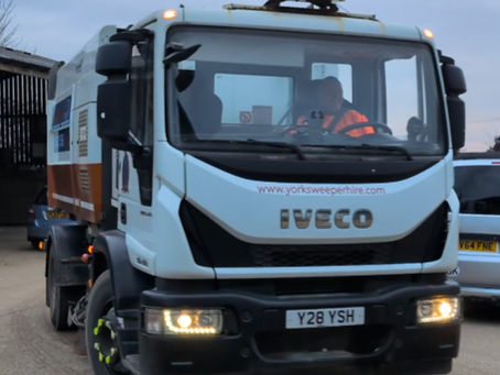 Yorks Sweeper Hire Ltd – Rain, Mud & a Non-Stop Week Ahead! 🌧️🚛💨
