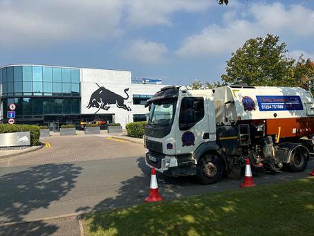 Yorks Sweeper Hire Ltd – Keeping Milton Keynes Clean and Clear