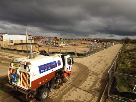 ❓ Yorks Sweeper Hire in Bedford – Your Questions Answered (Just in Time for the Rain!) 🌧️🚛