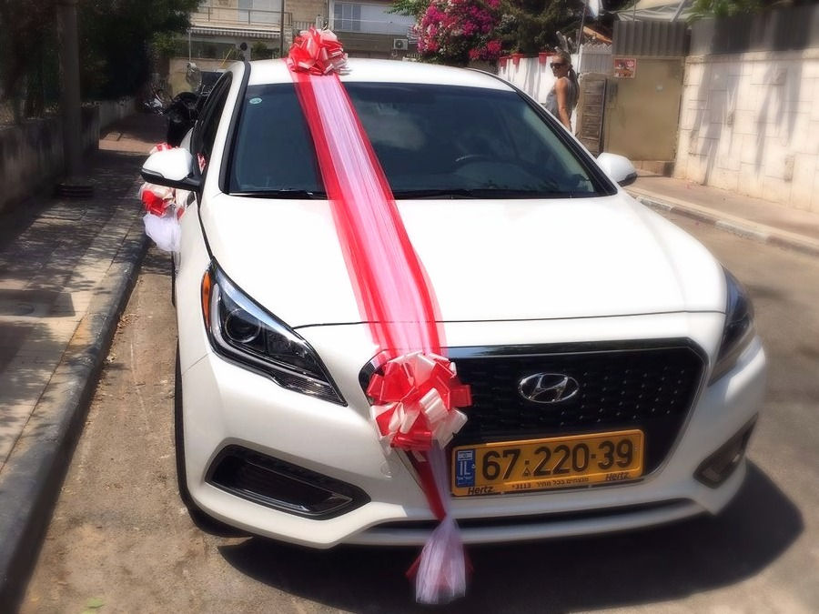 תמונה ממוזערת: hyundai-sonata-kishut-rehev-lavan-adom-lachatuna