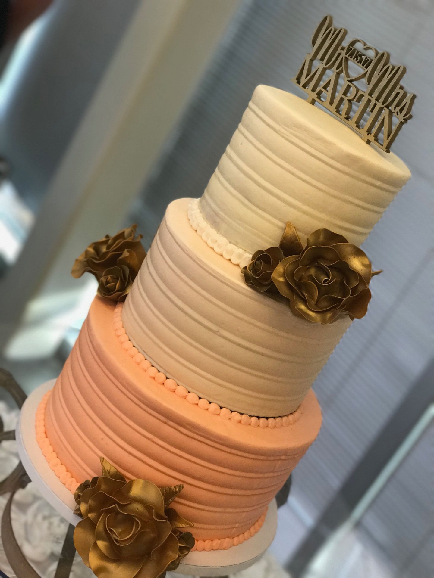 3T Coral Ombre Gold Roses