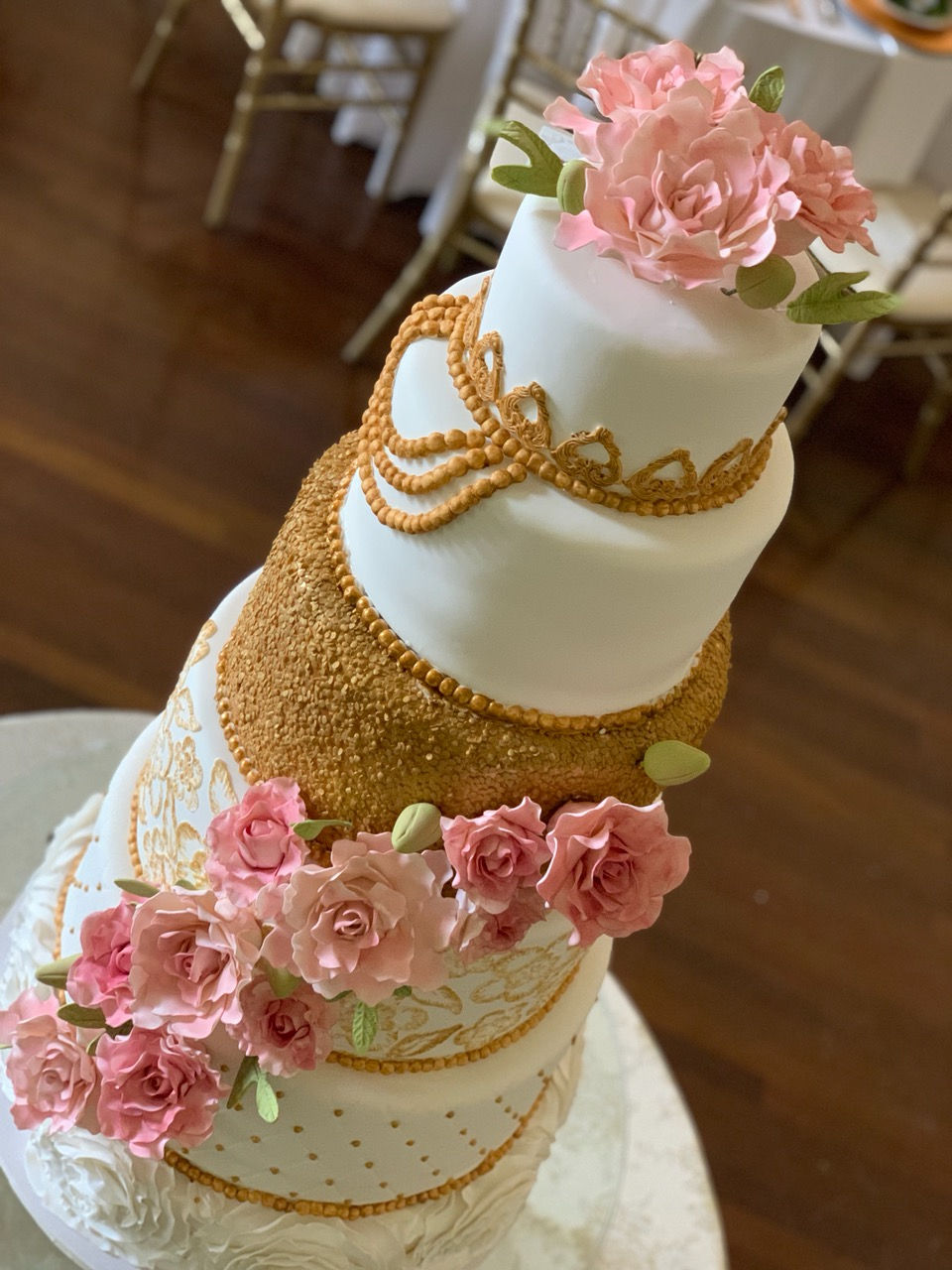 6T Fondant Blush and Gold