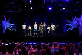 Florida Georgia Line celebrated second consecutive CMA Vocal Duo of the Year win with sizzling holog