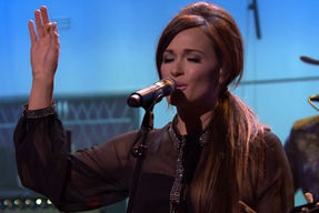 Kacey Musgraves Debuts New Tune “The Trailer Song”