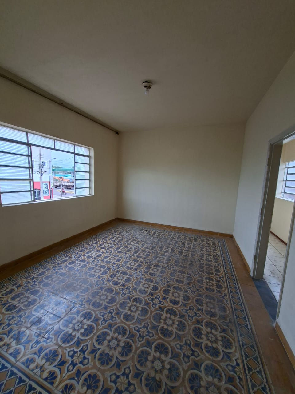 ALUGUEL 377- CENTRO, APTO COM 02 QUARTOS