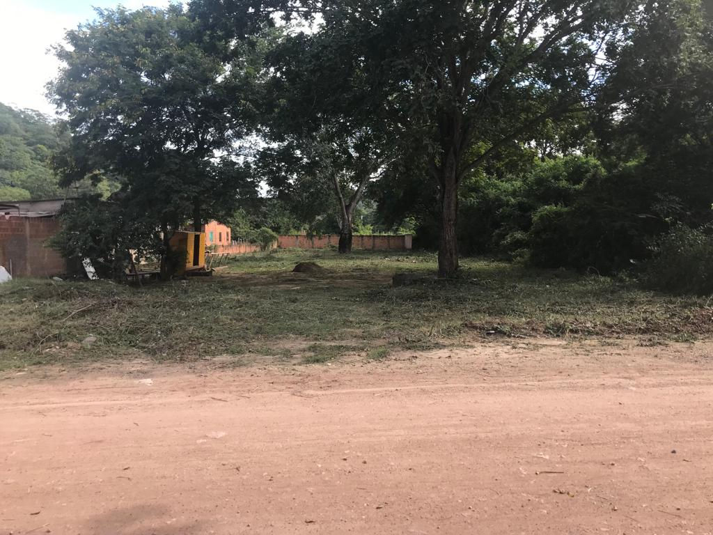 TERRENO 095 - ANEL VIÁRIO, 1.437 M²