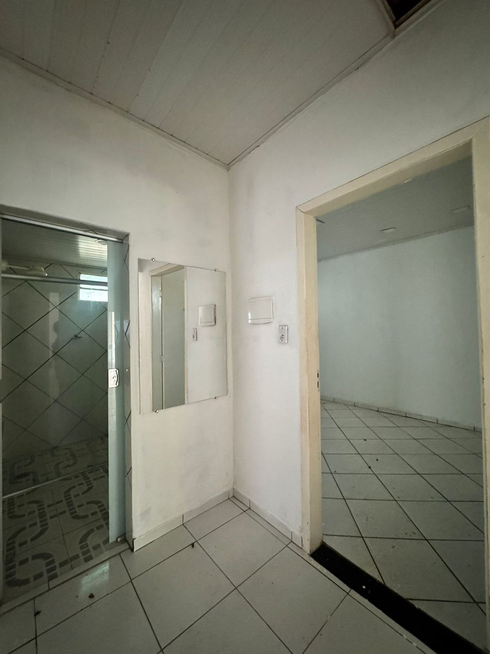 Miniatura: ALUGUEL 369 - CENTRO, 02 QUARTOS