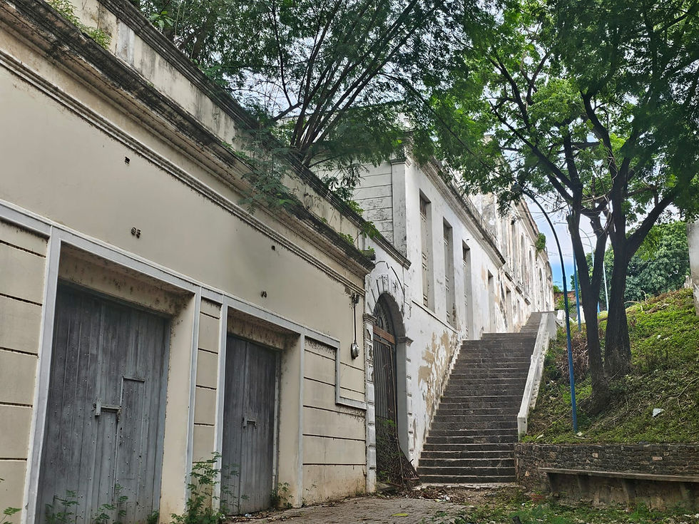 Miniatura: COMERCIAL 124-CENTRO, CASARÃO COM APLO TERRENO