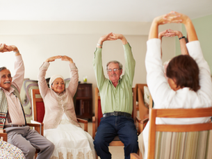 Expert Tips for Aging Gracefully in a Supportive Community