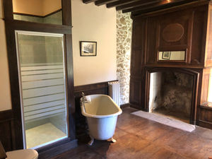 Bathroom of M. le Curé