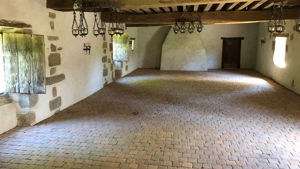 la salle des gardes.jpg