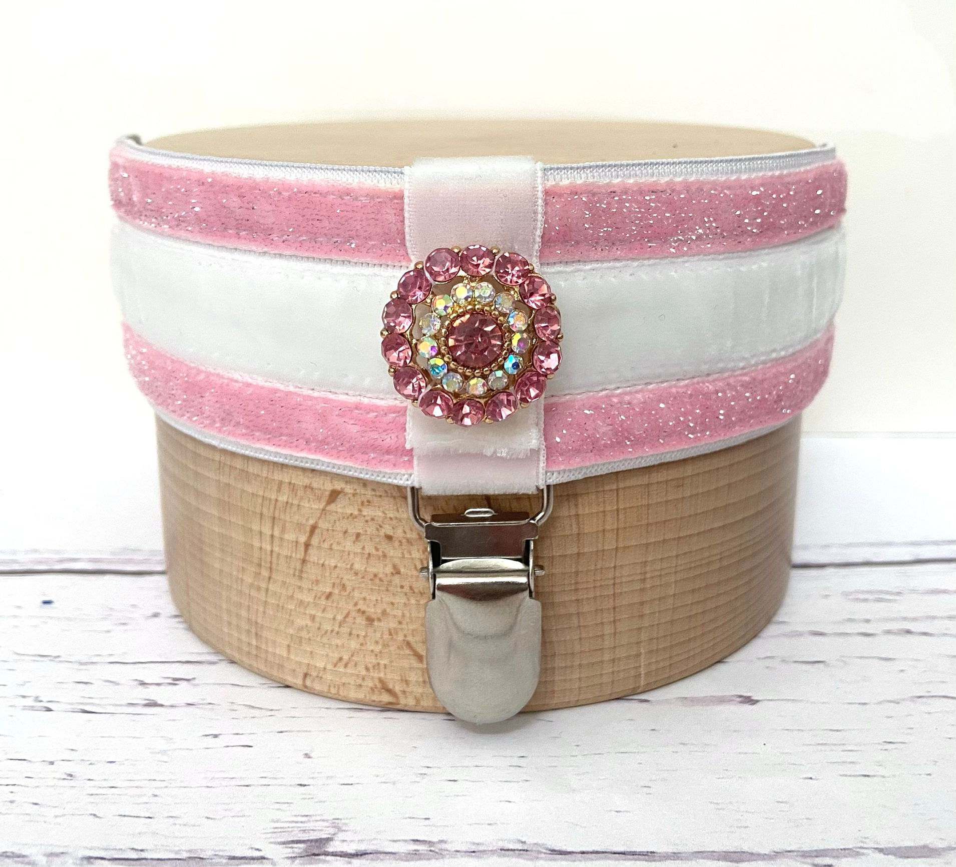 Coconut Ice Ring Number Armband