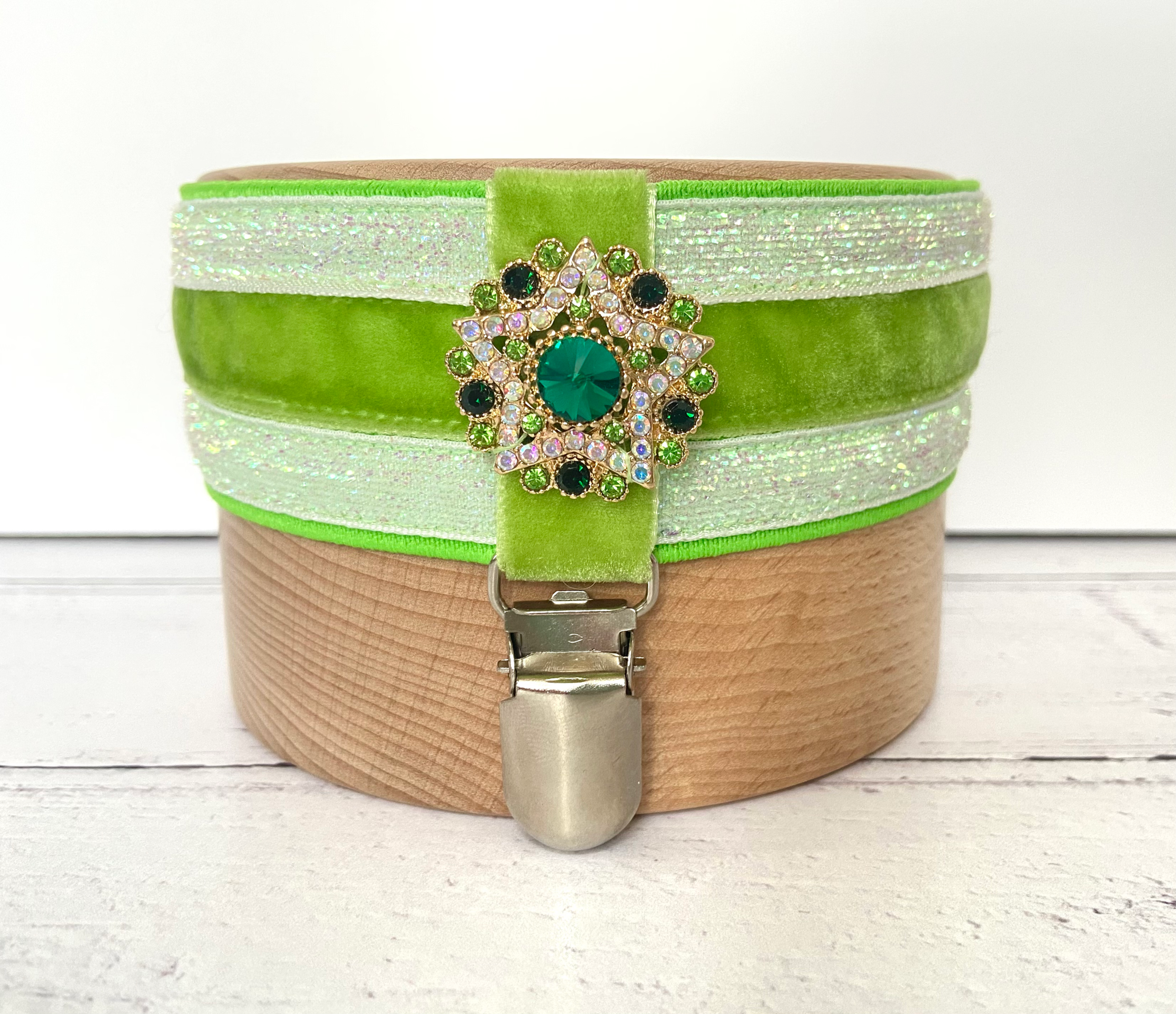 Green Apple Ring Number Armband
